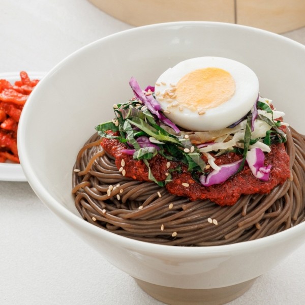 CJ프레시마켓,[여름먹거리] 메밀을 품은 막국수 300g (1~2인분) 4팩