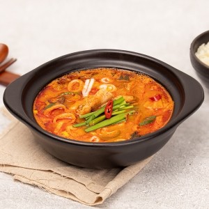 [엠픽] 아삭한 우거지와 고소한 소곱창 듬뿍 담은 소곱창 전골