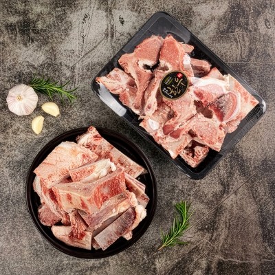 [엠픽] 감칠맛과 구수함을 더한  음성 한우 사골 1kg+ 잡뼈 1kg